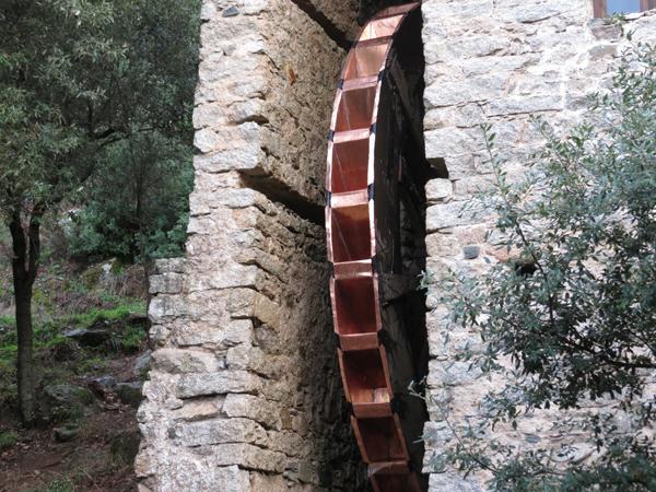 Restauro vecchio Mulino di Olzai con rivestimenti in rame - foto 2