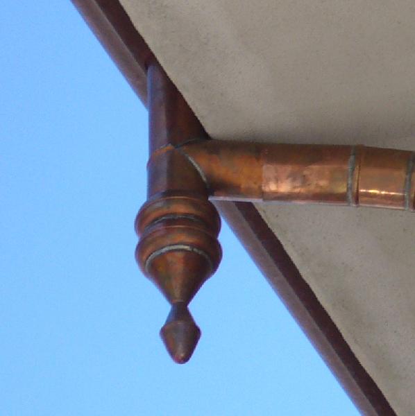 Lattoneria - Pluviali di scolo in rame modello a goccia - foto 1