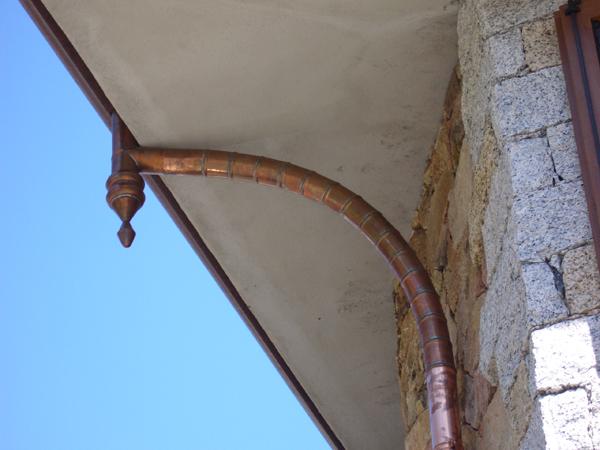 Lattoneria - Pluviali di scolo in rame modello a goccia - foto 2