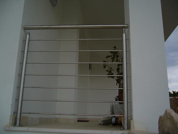 Ringhiere calandrate da esterni in acciaio INOX - foto 4