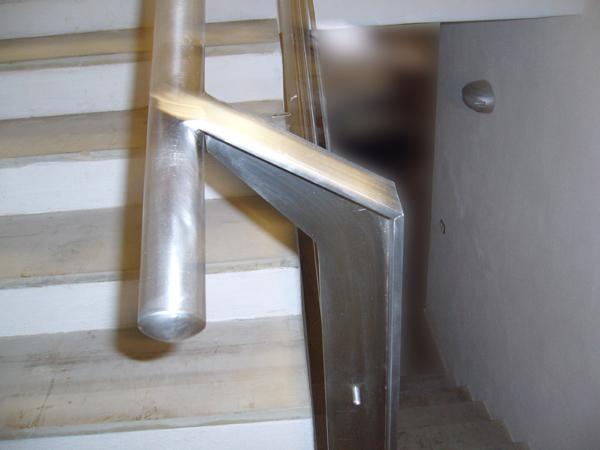 Ringhiere in acciaio INOX con profilo a T - foto 4