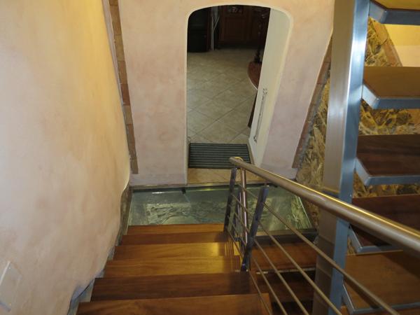 Scala per interni in acciaio INOX e Iroko - foto 4