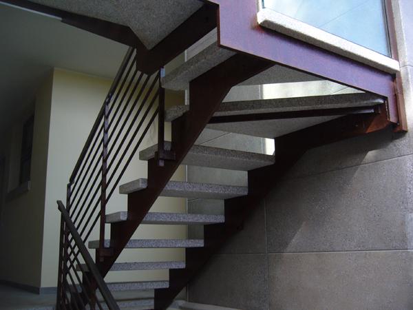 Scala condominiale in acciaio COR-TEN - foto 2